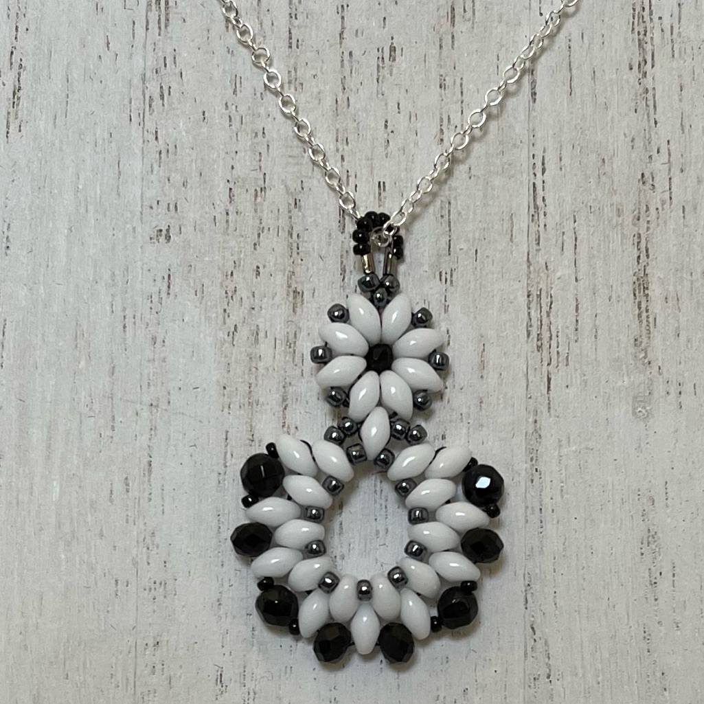 Beaded Pendant Chain Necklace-Superduo Beads Miyuki Beads Black Onyx Beads 11$